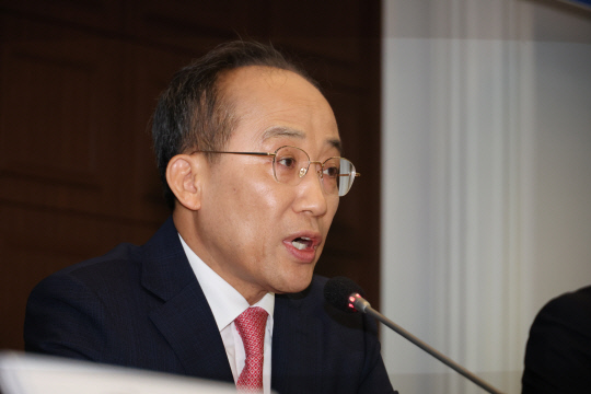 추경호 국민의힘 원내대표가 13일 오전 서울 중구 프레스센터에서 열린 관훈클럽 초청 토론회에서 발언하고 있다.<연합뉴스 사진>